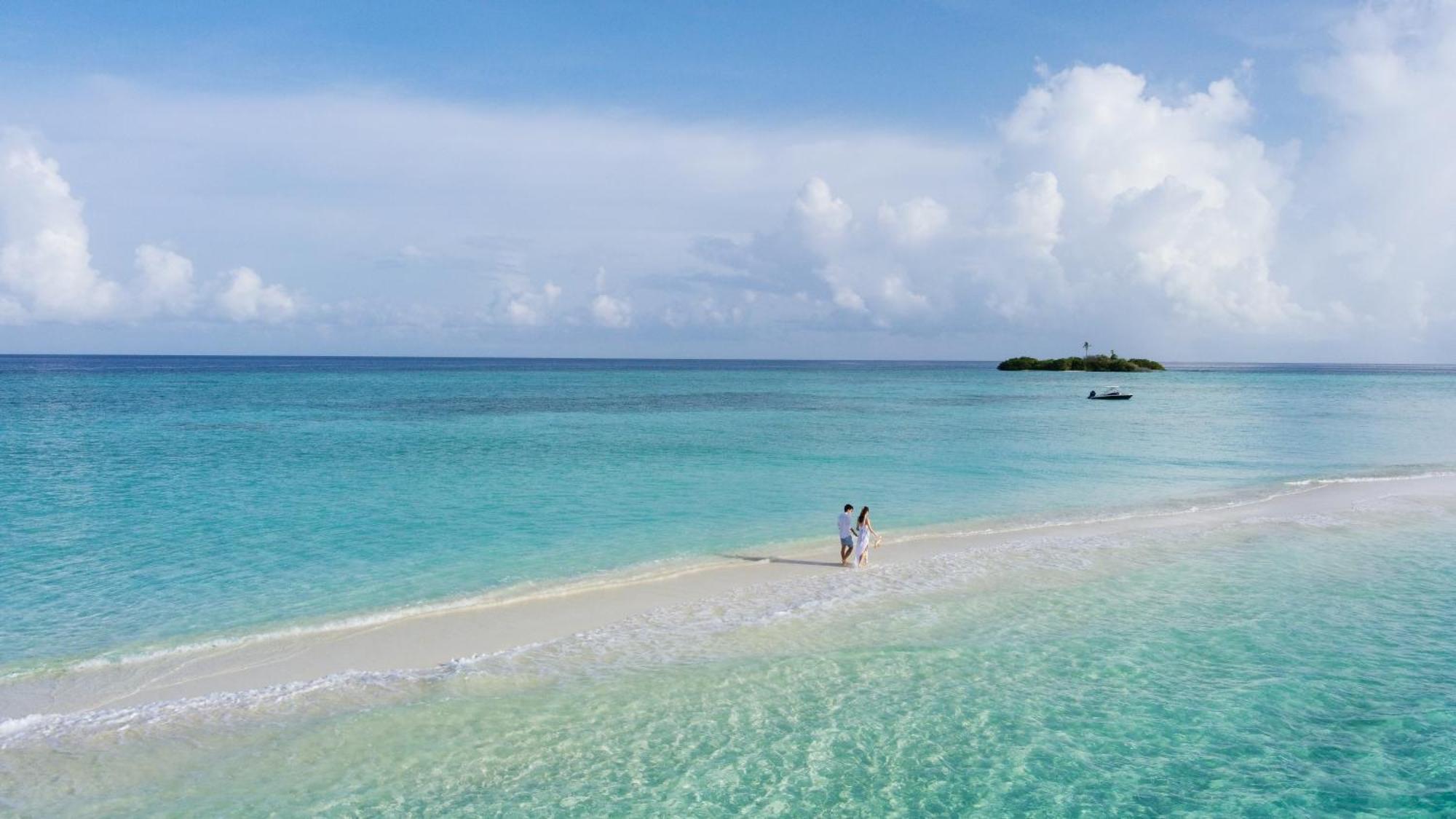 Tranquila Beach Hotel Rasdhoo Exterior photo