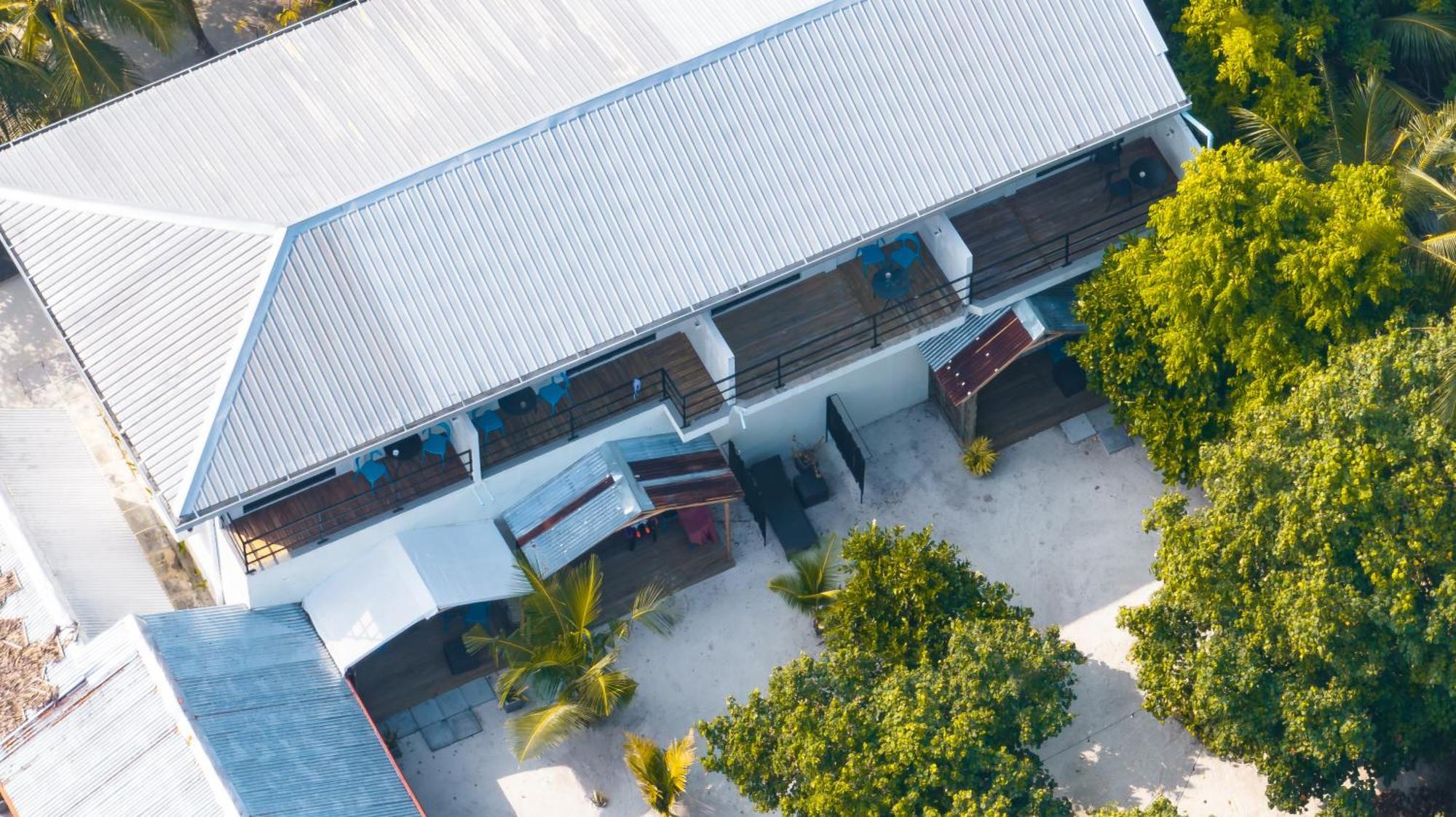 Tranquila Beach Hotel Rasdhoo Exterior photo